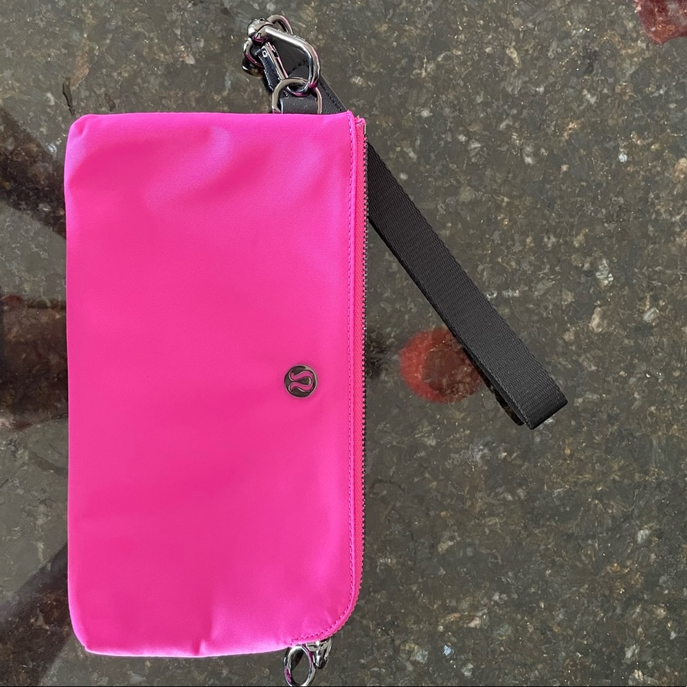Lululemon Now and Always Pouch